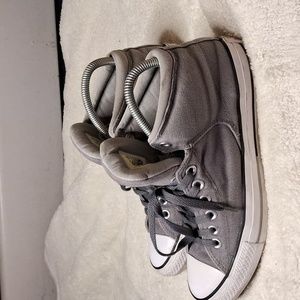 Converse men's size 8 woman's size 10 high top grey sneakers 👟